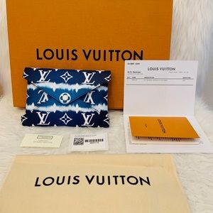 Authentic Louis Vuitton Escale Kirigami Medium